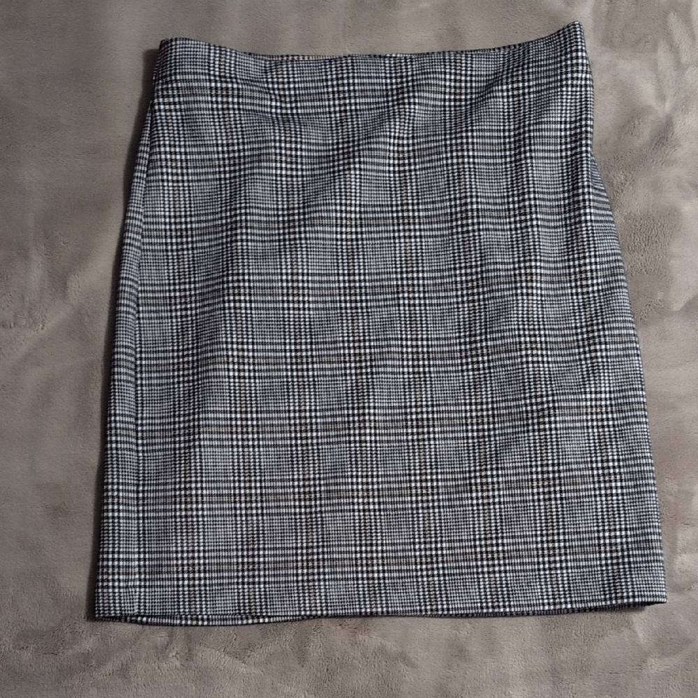 Dynamite Black and White Checkered Pencil Skirt